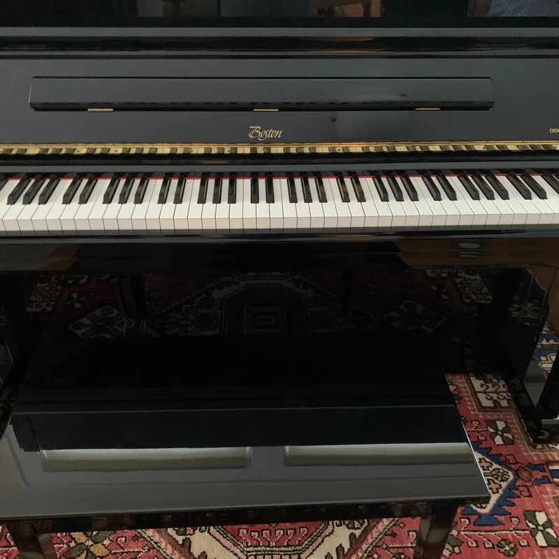 Boston UP-132E PE Professional Upright (USED)