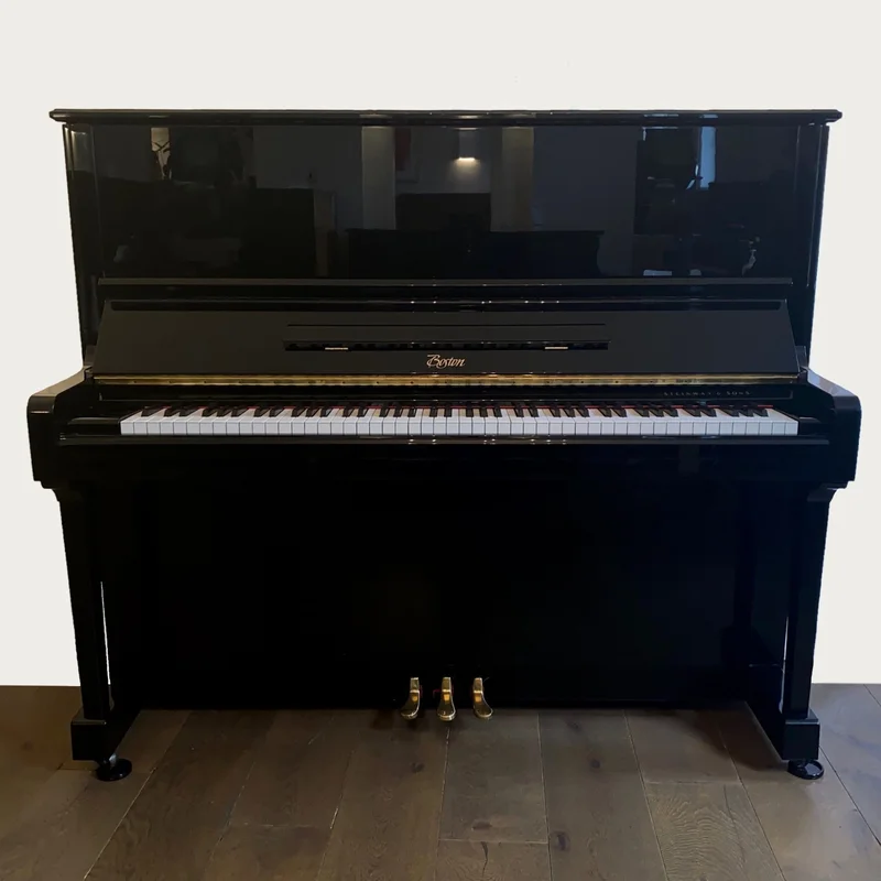 Boston UP-132E PE Professional Upright (USED)