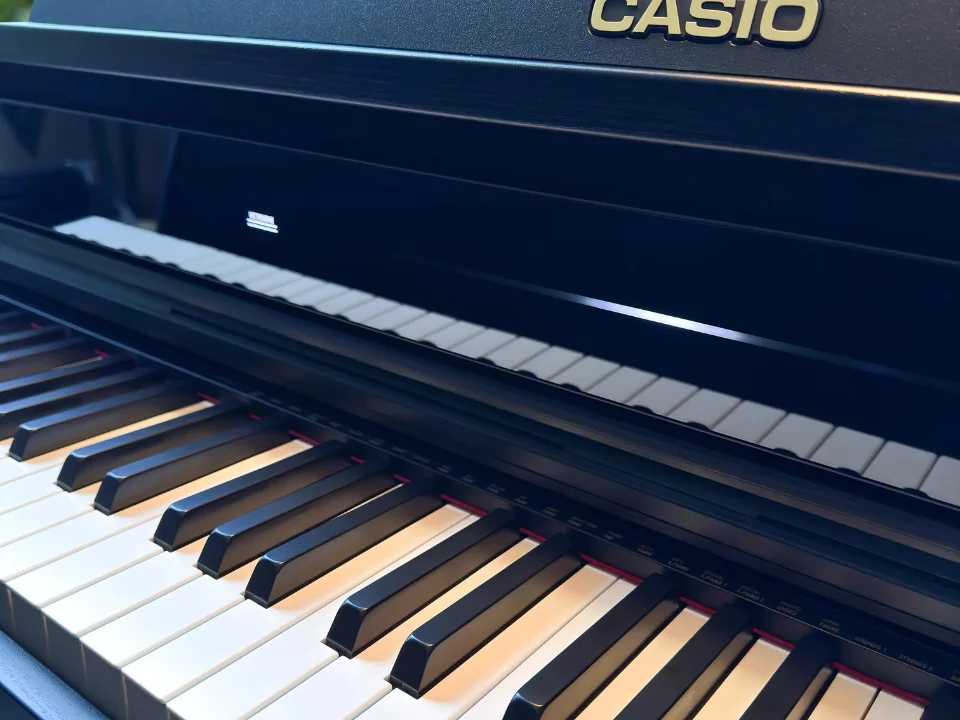 Casio AP-750 Black (BK)