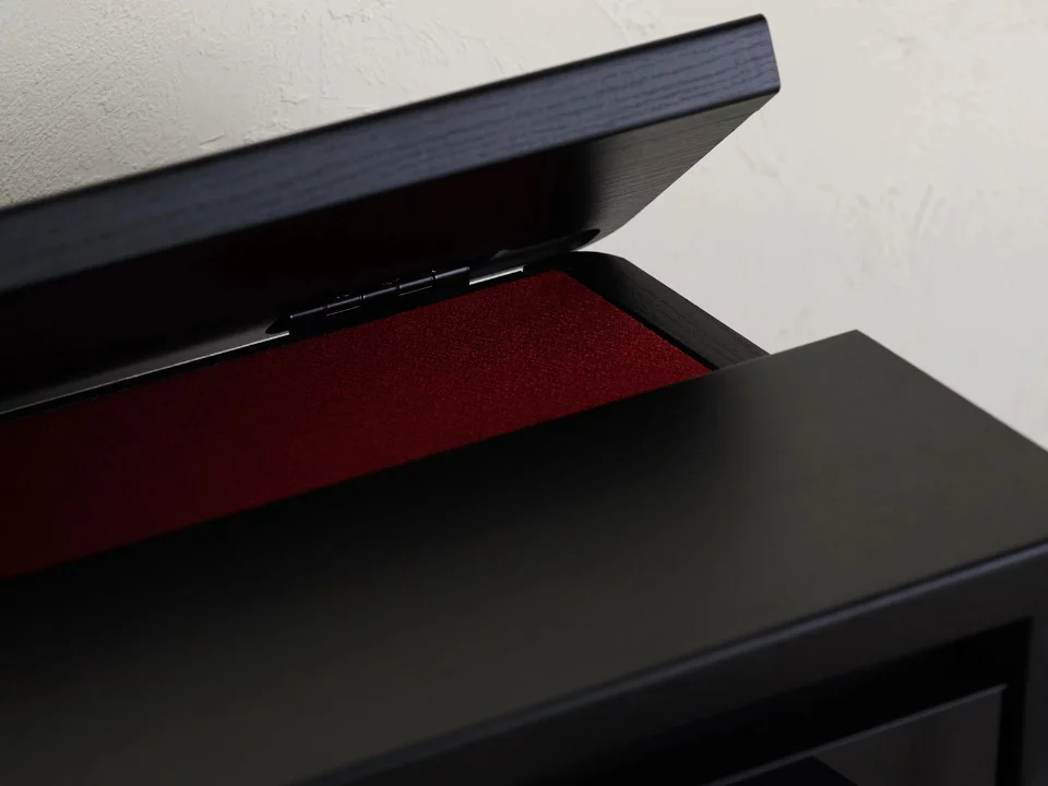 Casio AP-750 Black (BK)