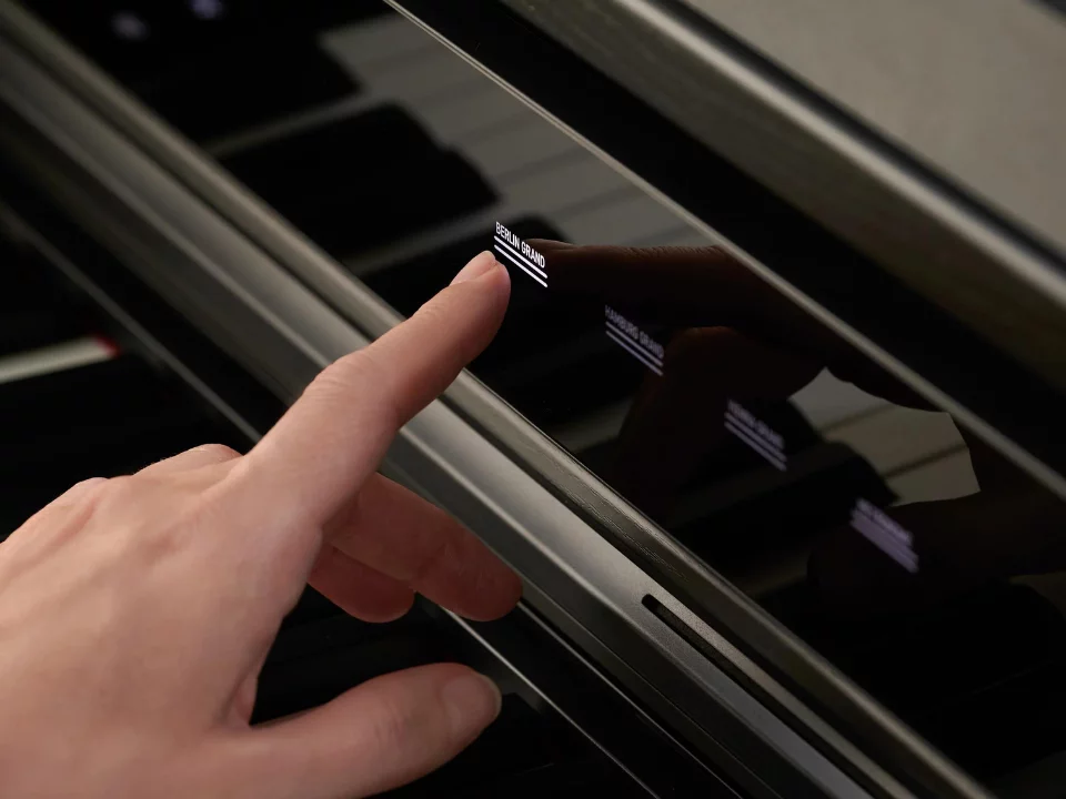 Casio AP-750 Black (BK)