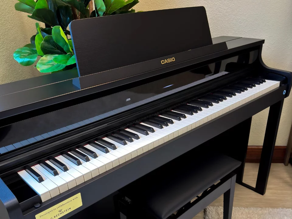 Casio AP-750 Black (BK)