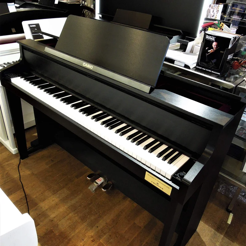 CASIO GP-300 WE (USED)