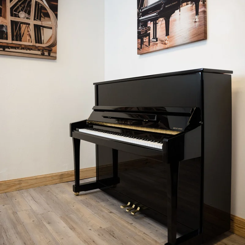 MHA-123U - Artist Series