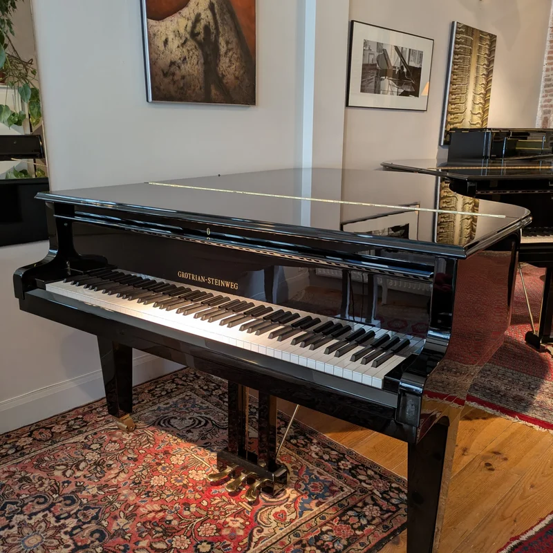Grotrian G-192