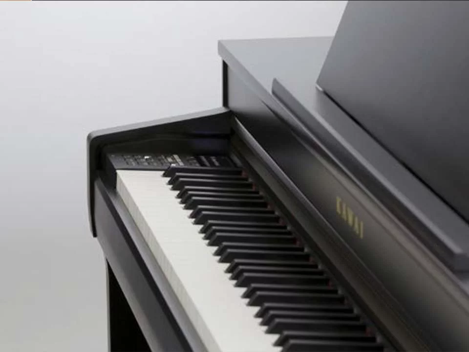 KAWAI CN39 R