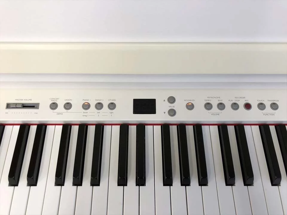 KAWAI L32 W