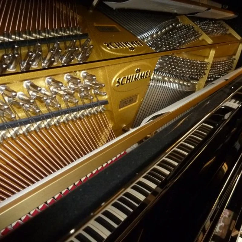 Konzert K122 Elegence (Ebony High Gloss)