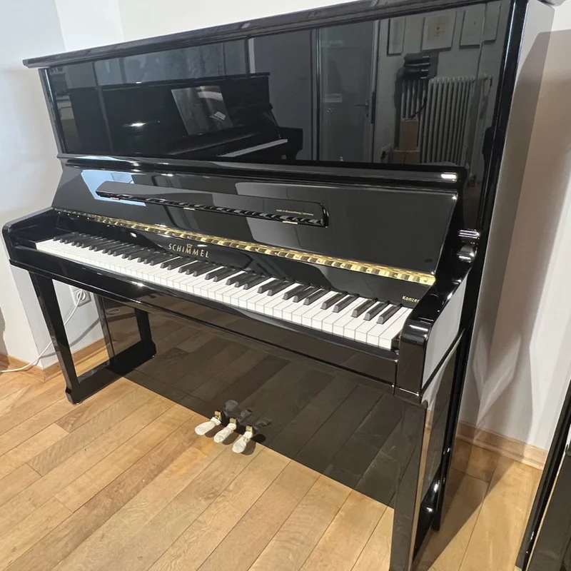 Konzert K132 Tradition (Mahogany Polish)