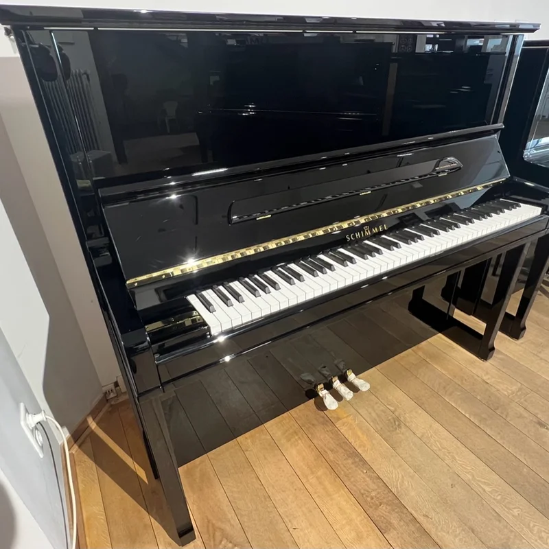 Konzert K132 Tradition (Mahogany Polish)