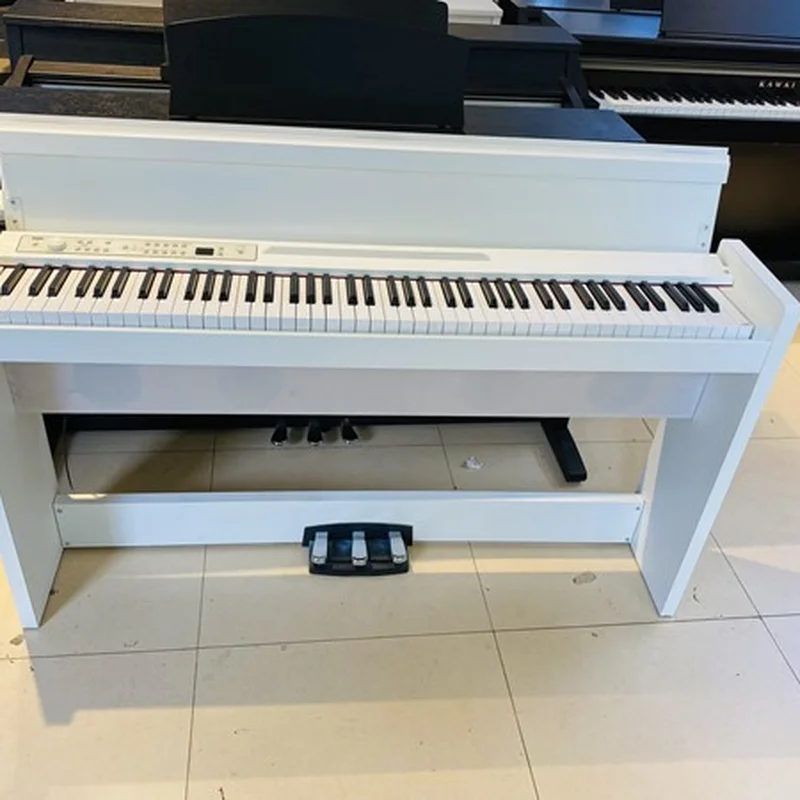 KORG LP-380 WH