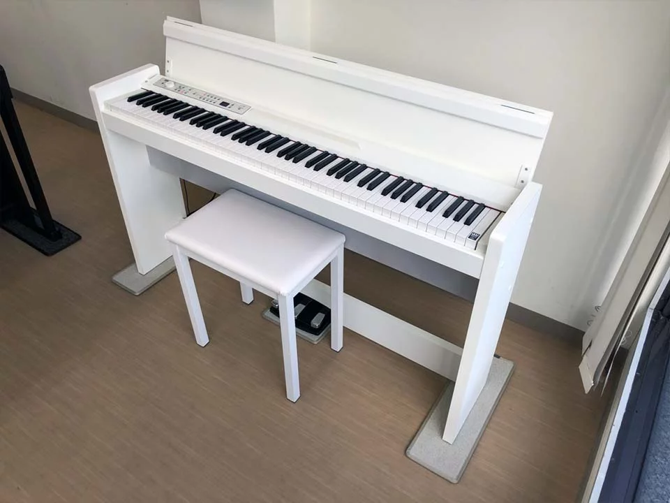KORG LP-380U WH