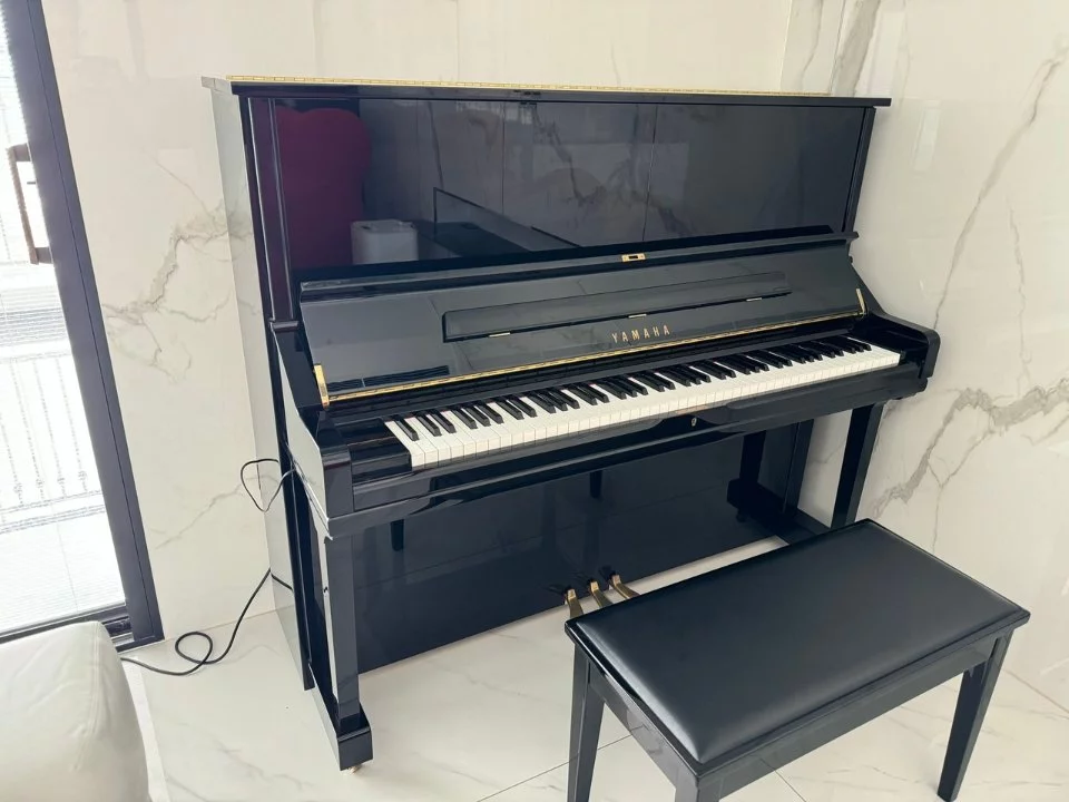 YAMAHA U3 PE (NEW)