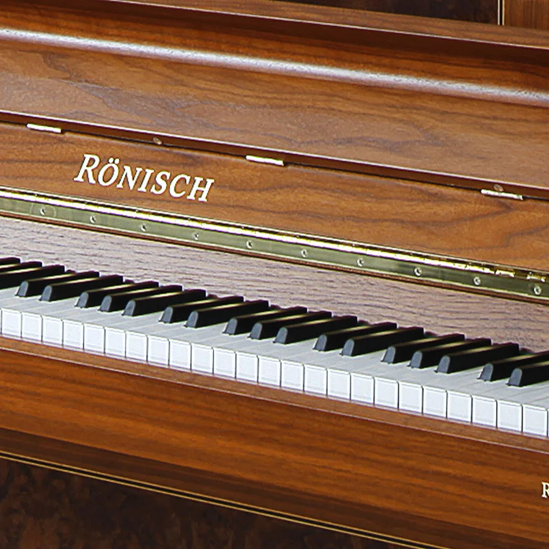 Rönisch 118K (Designed by Blüthner)