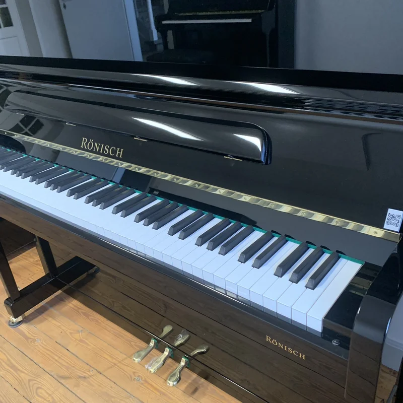 Rönisch 132K (Designed by Blüthner)