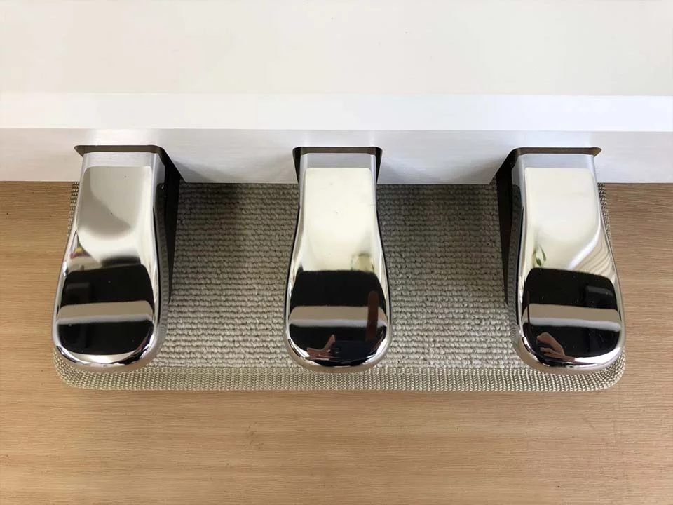 ROLAND F-140 WH (USED)