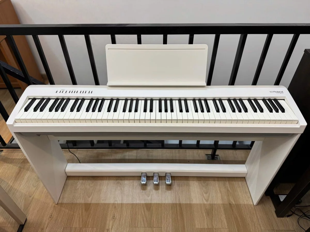 ROLAND FP-30X WH