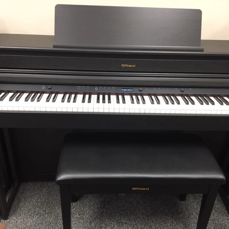 ROLAND HP-704 WH (USED)