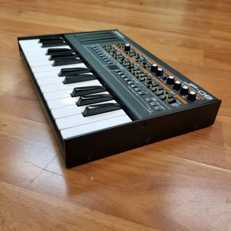 Roland JP-08