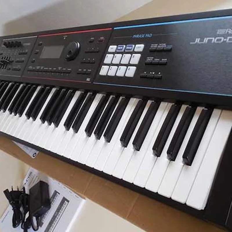 ROLAND JUNO-DS61