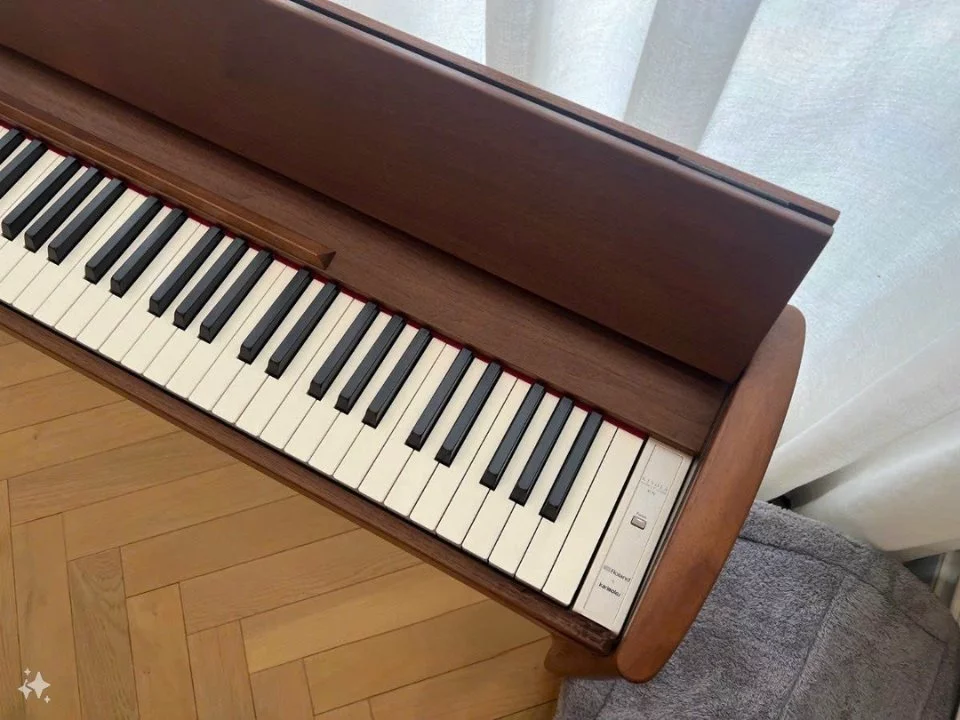 ROLAND KF-10 WN (Used)