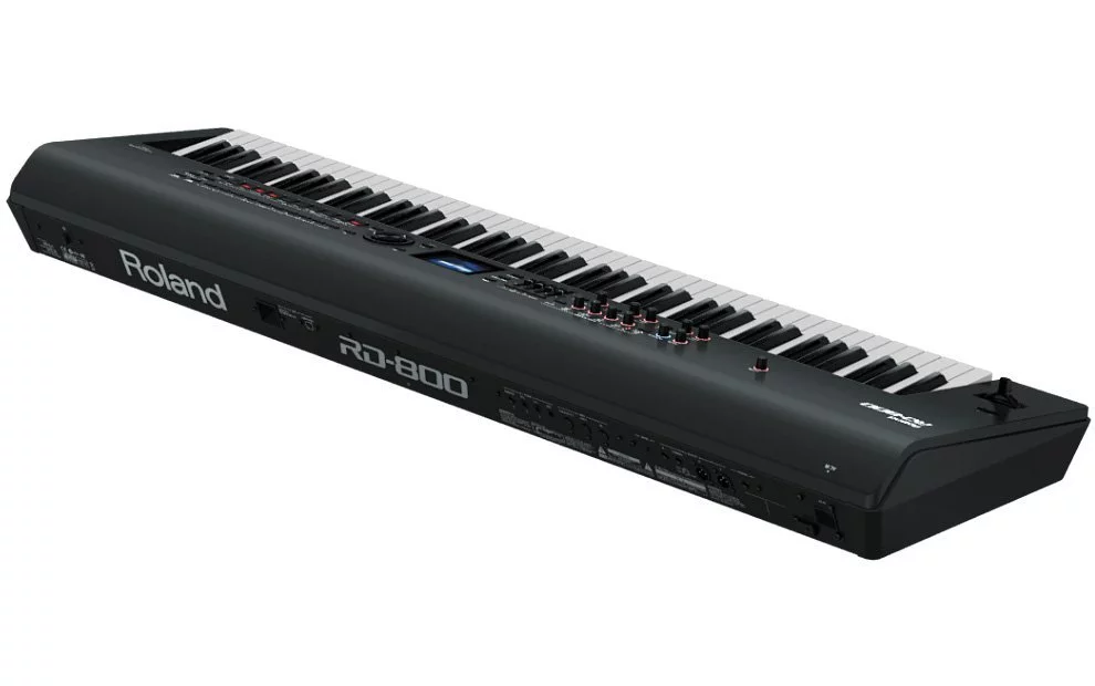 ROLAND RD-800