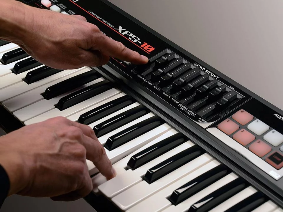 Roland XPS-10