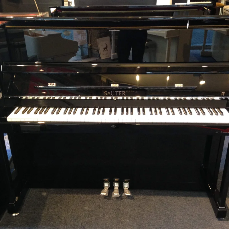 Sauter Carus 122 (Satin Walnut)