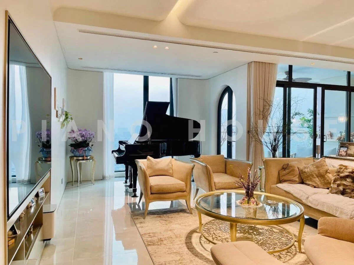 STEINWAY MODEL B-211 (USED)