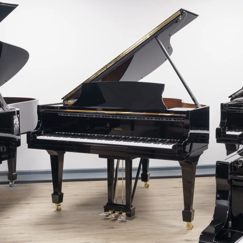 STEINWAY MODEL M (USED)