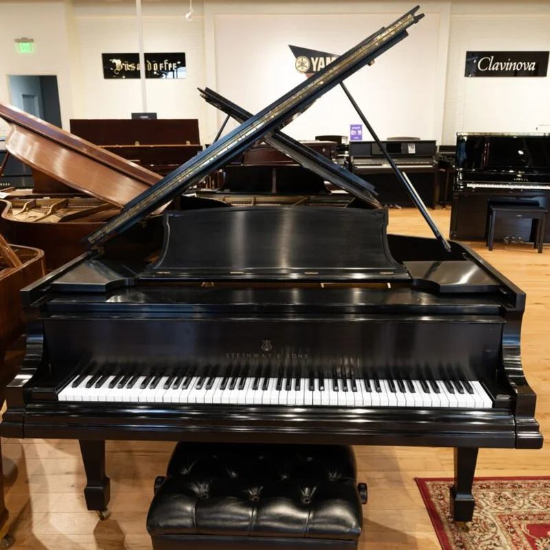 STEINWAY MODEL M (USED)