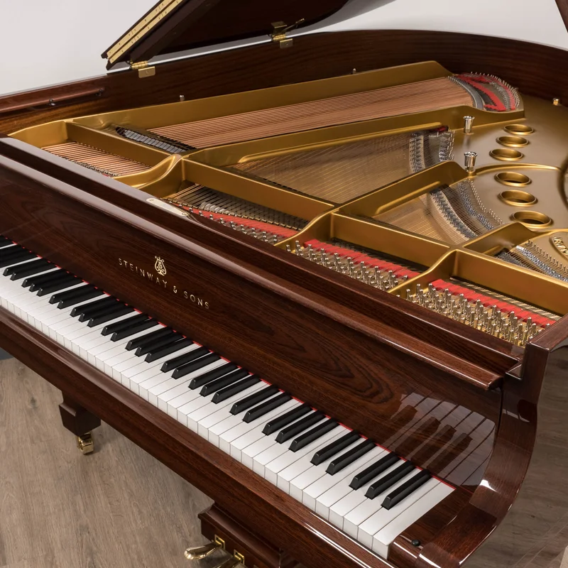 STEINWAY MODEL M (USED)