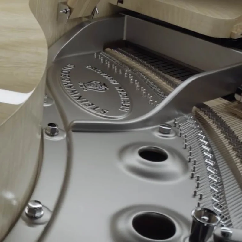 Steinway & Sons Noé Limited Edition (Ivory White)