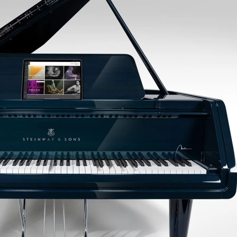 Steinway & Sons Noé Limited Edition (Midnight Blue)