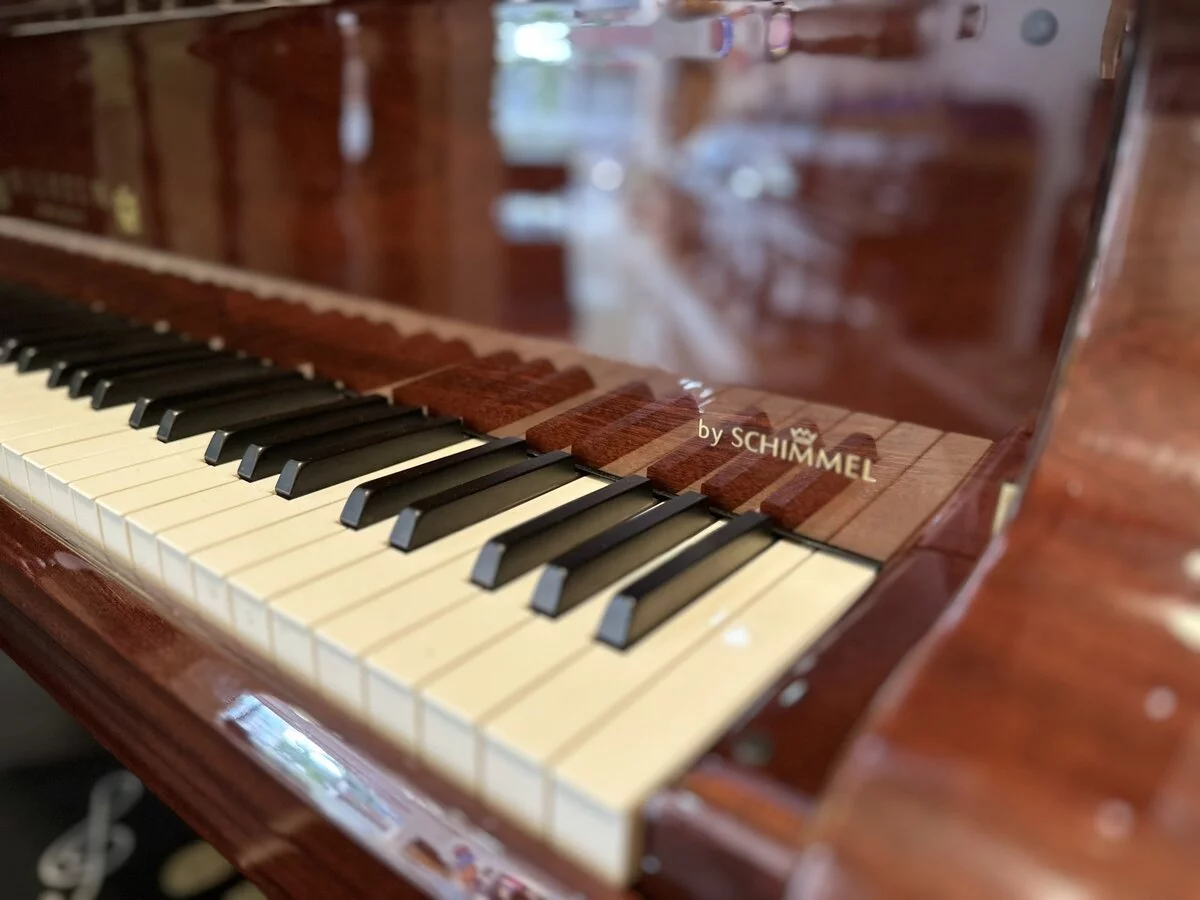 Wilhelm Schimmel W180 Tradition Mahogany (USED)