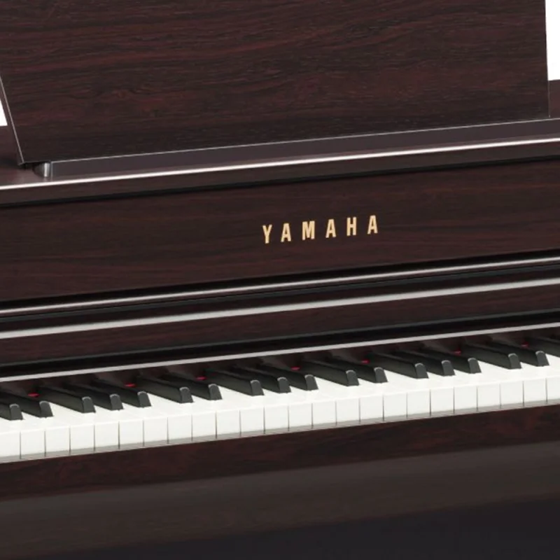 YAMAHA CLP-735 R (USED)