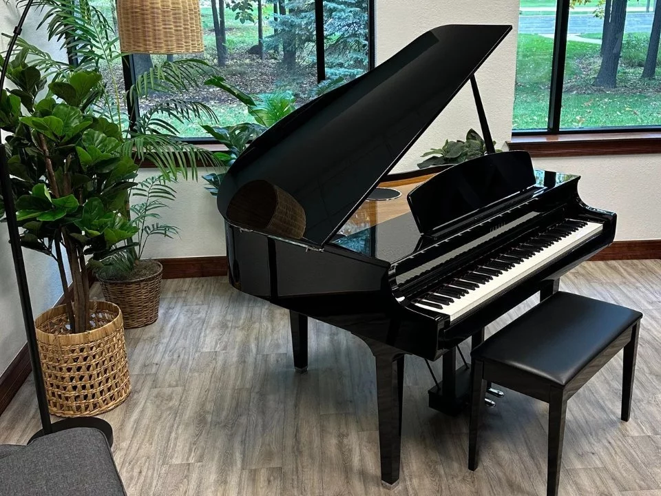 YAMAHA CLP-795 GP PE