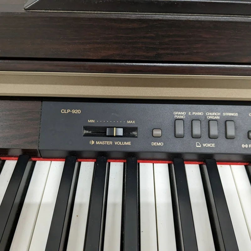 YAMAHA CLP-920