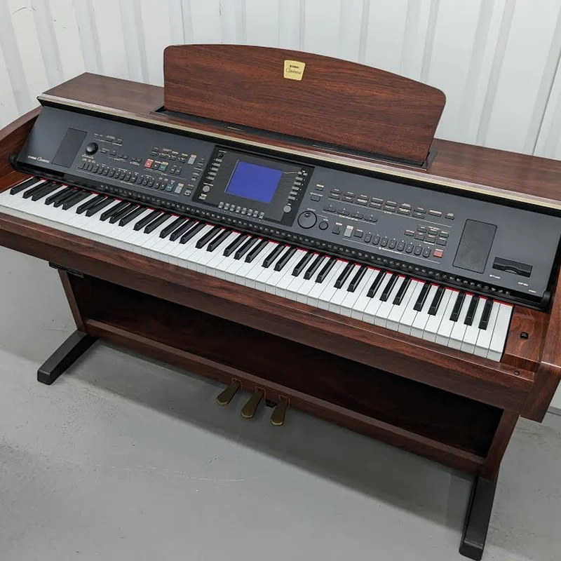 YAMAHA CVP-303 R