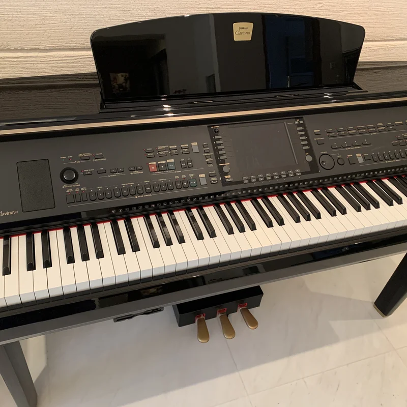 YAMAHA CVP-309 PE