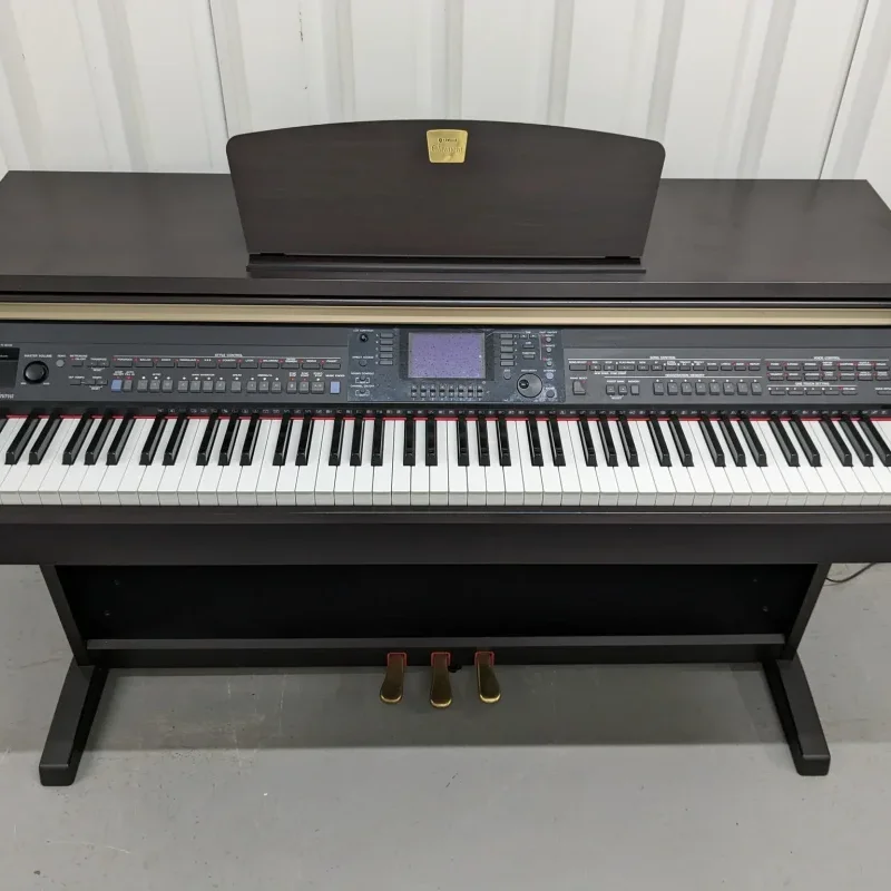 YAMAHA CVP-501