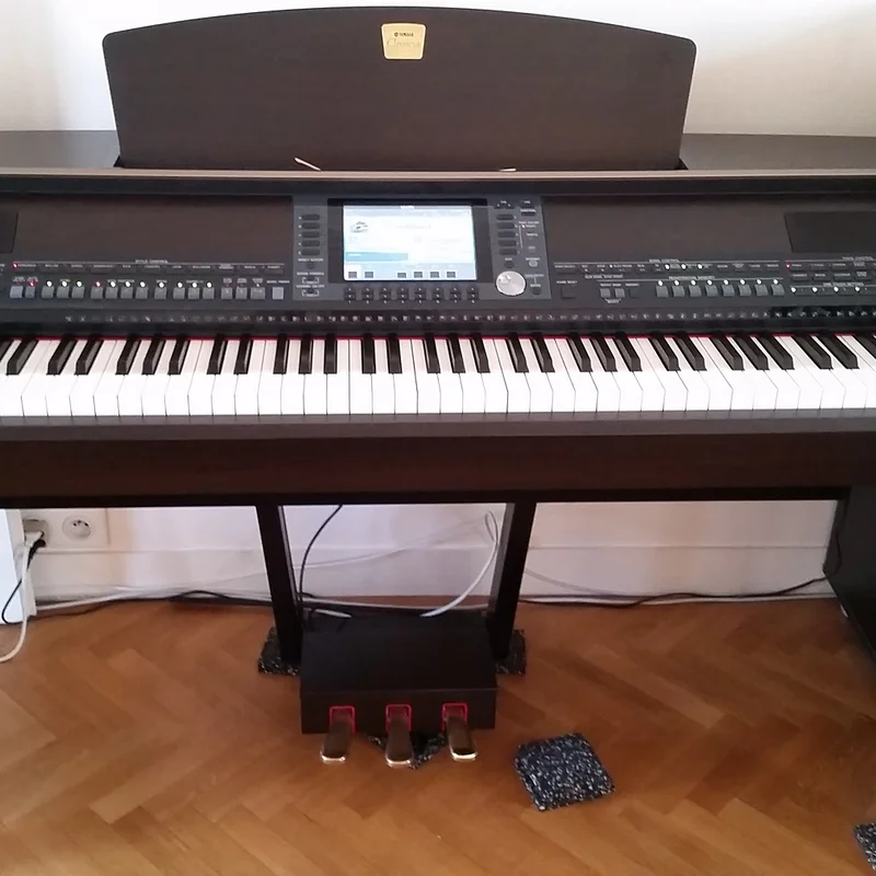 YAMAHA CVP-509 PM