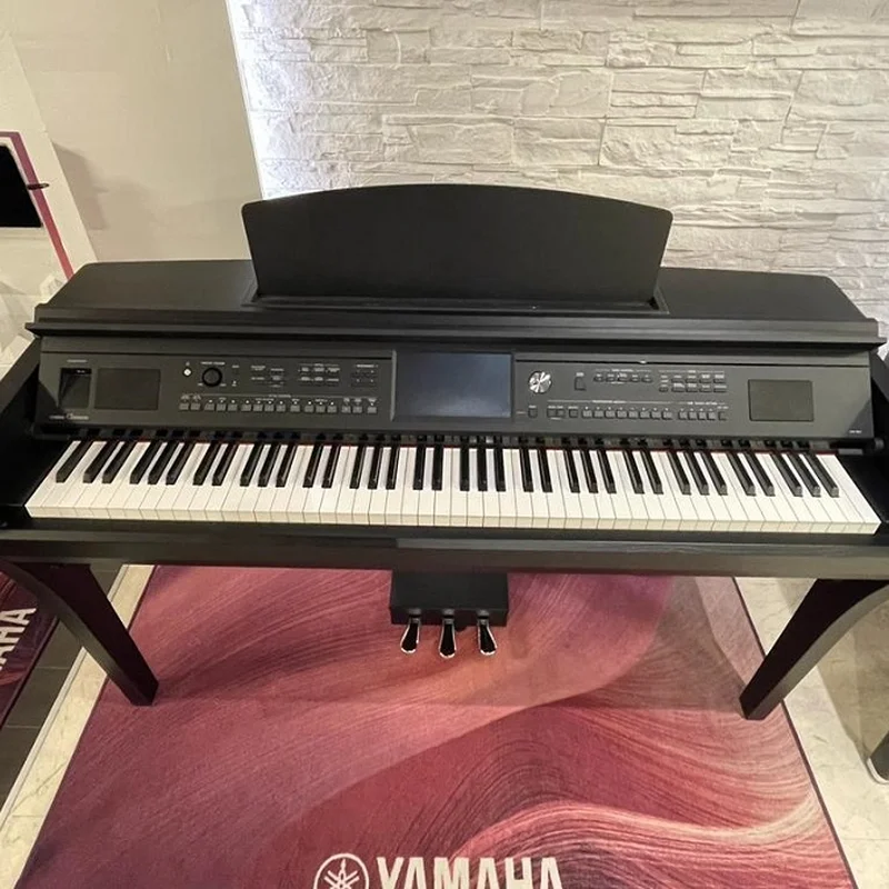 YAMAHA CVP-609 B