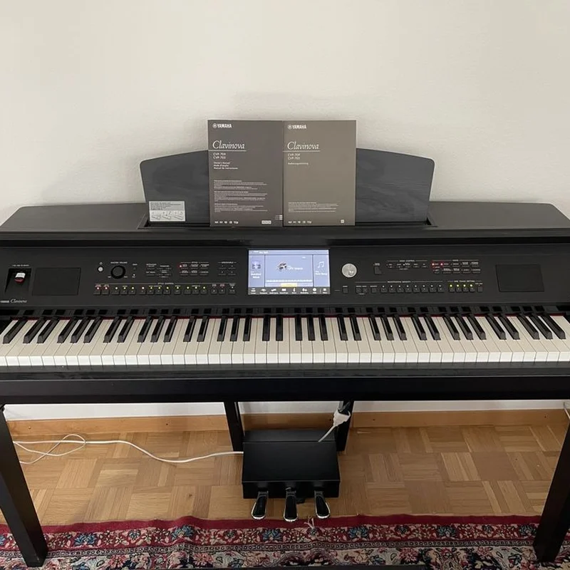 YAMAHA CVP-709 PE (USED)