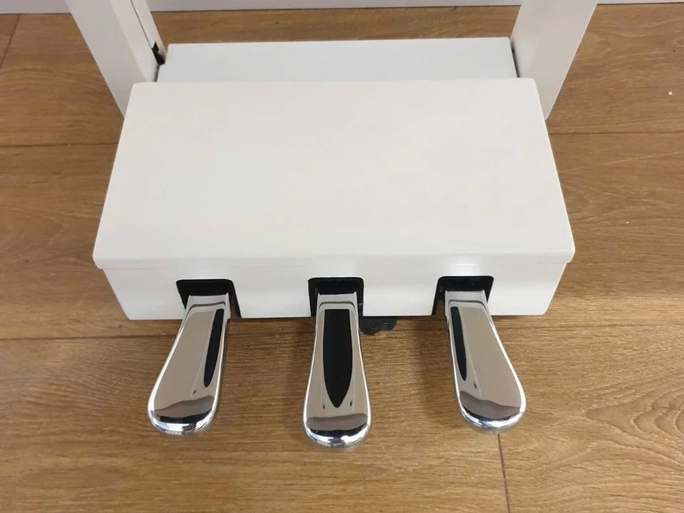 YAMAHA CVP-709 PW (USED)