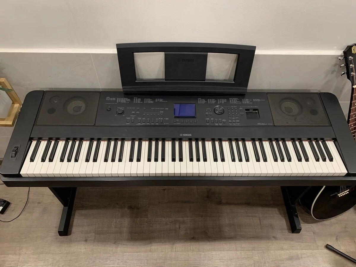Yamaha DGX-660