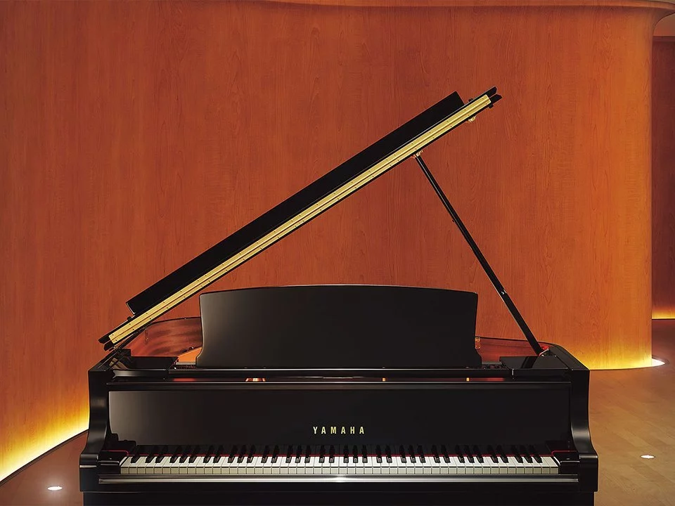 YAMAHA C1X TA2 TRANSACOUSTIC™