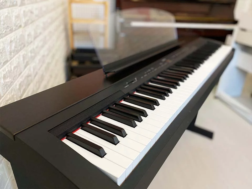 YAMAHA P-140