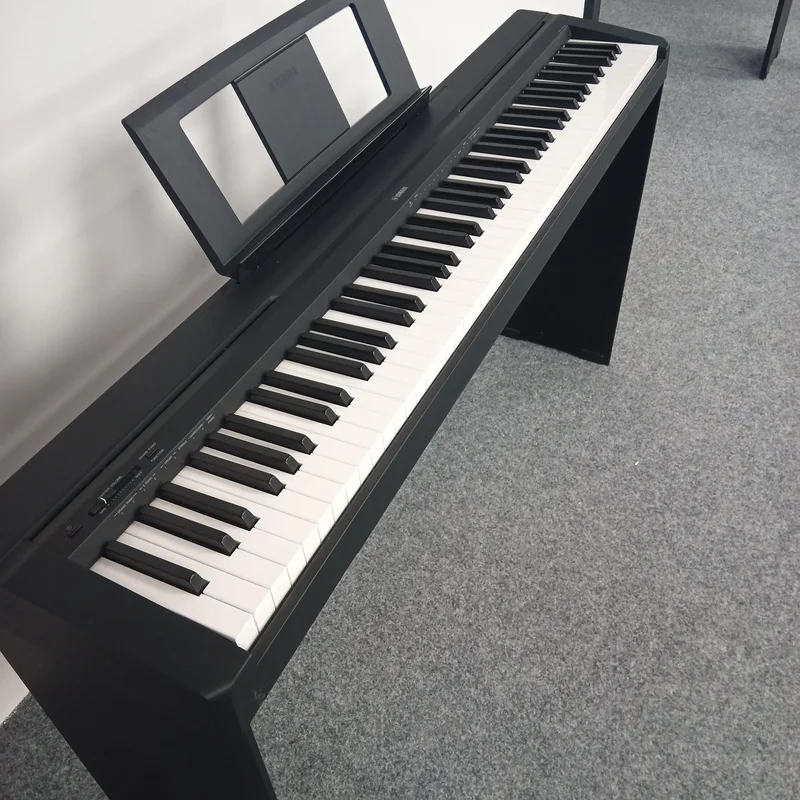 YAMAHA P45 (Only Piano)