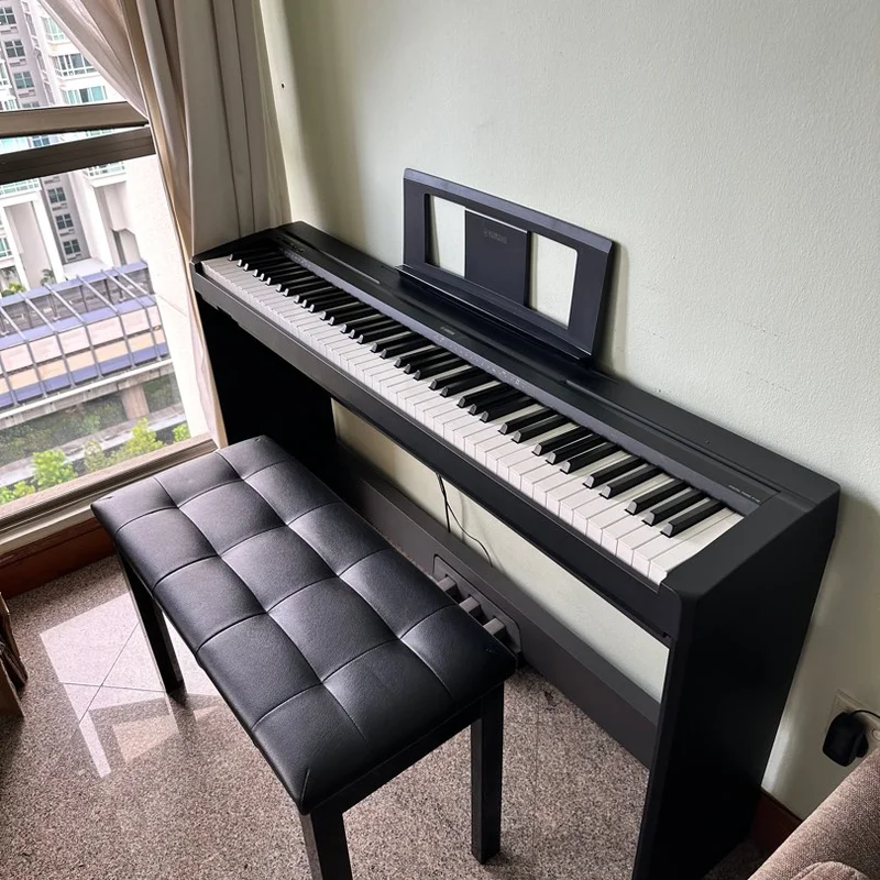 YAMAHA P48 B